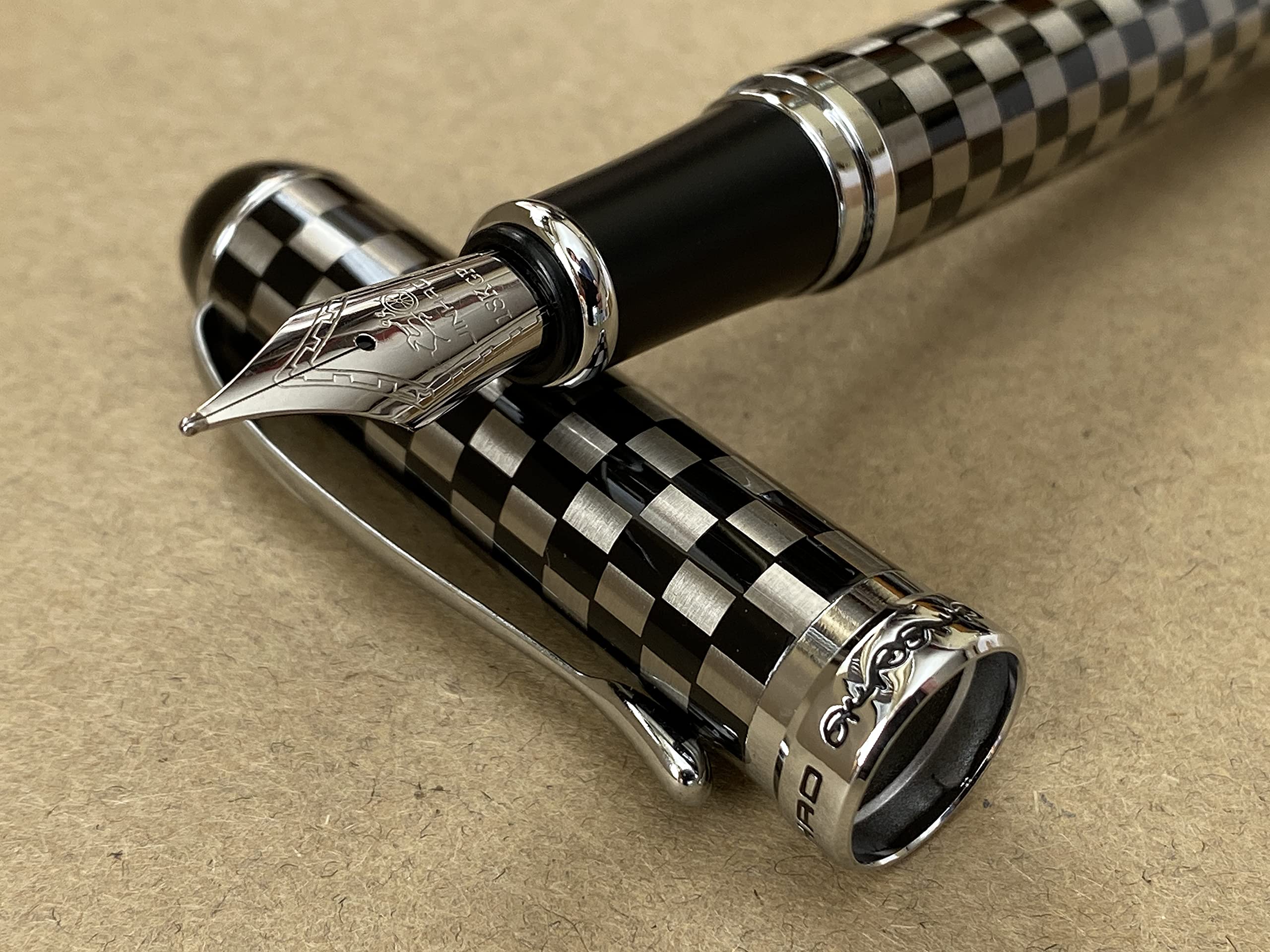 Rhapsody Jinhao x750 Fountain Pen 0.5mm Medium-Fine Nib Ink Pens (Checker-Board)