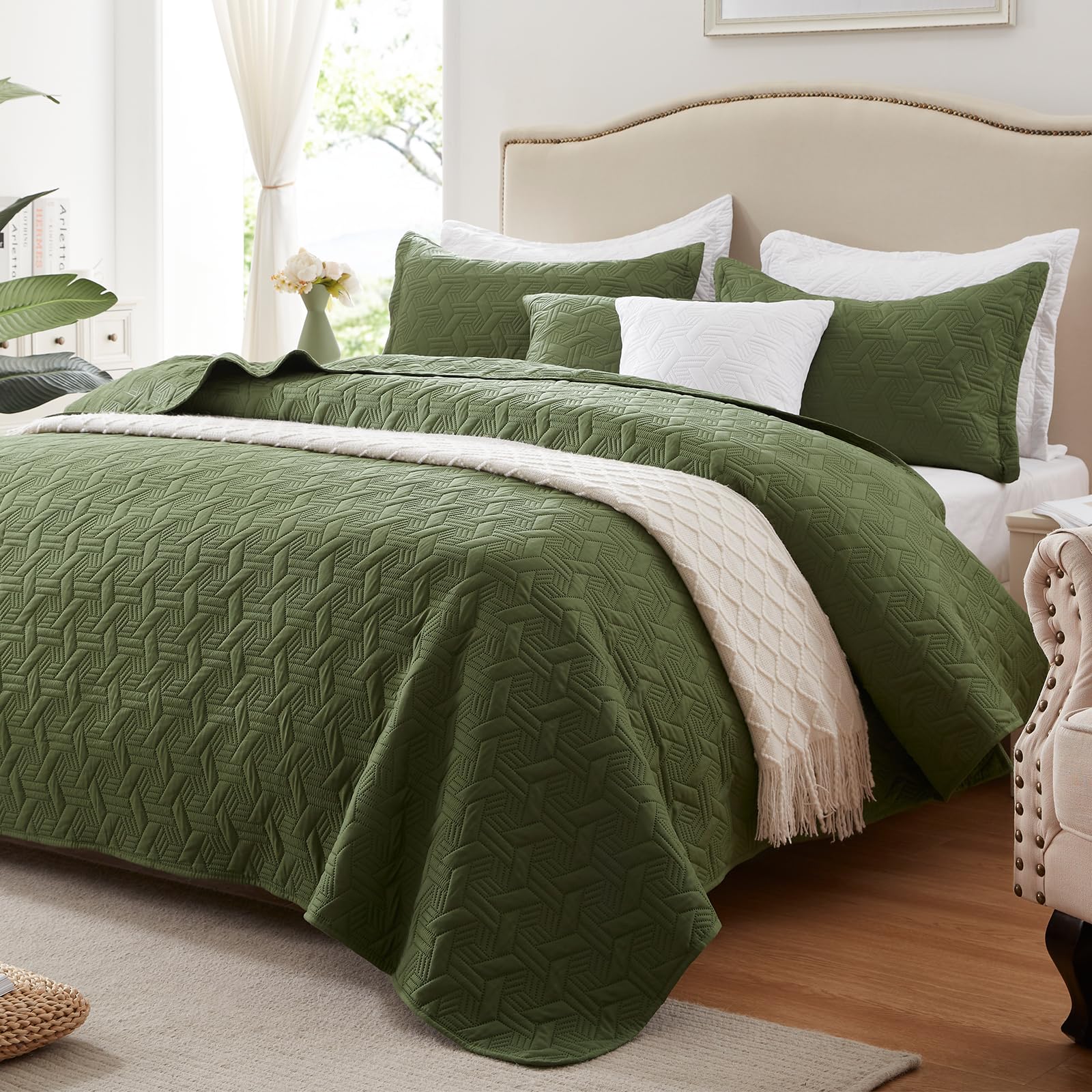 Photo 1 of LEAONME Oversized California King Size Quilt Set, Lightweight Olive Green Bedspread-118''x106'', Soft Summer Quilt Bedding Sets for All Seasons-3 Pieces (Includes 1 Quilt, 2 Shams)