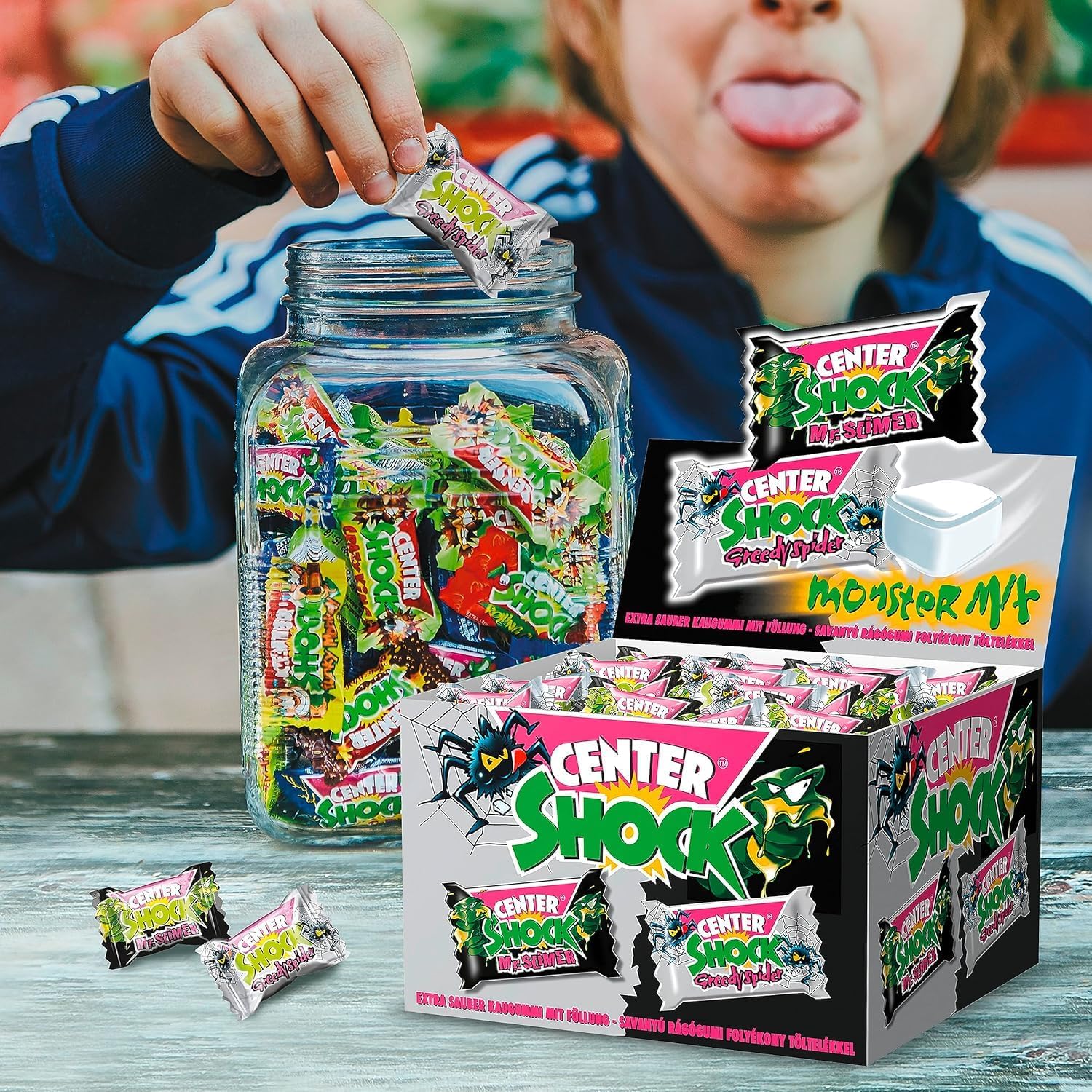 Center Shock Monster Mix, Box mit 100 Kaugummis, extra-sauer mit Cola- & Blutorangen-Geschmack, geeignet für Geburtstag, Pinata und Weihnachten, 400g 3