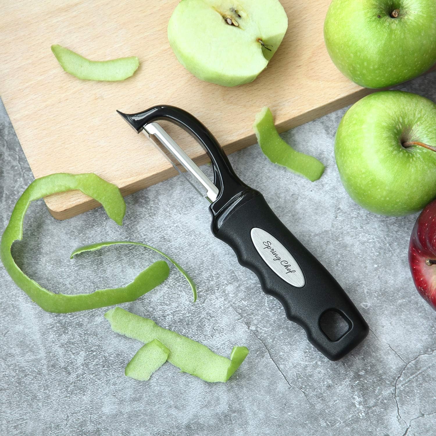Spring Chef Premium Swivel Vegetable Peeler: Kitchen & Dining
