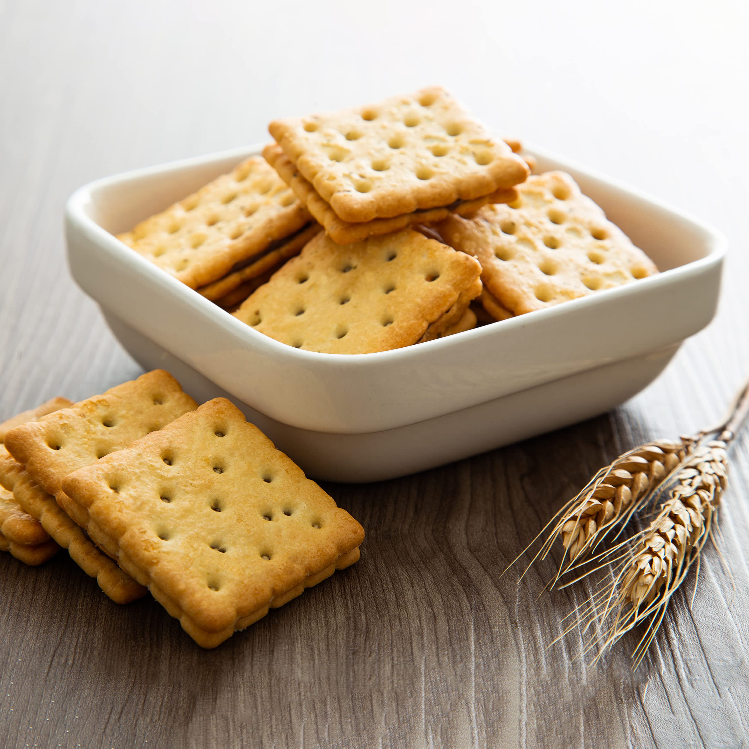 Mua Club & Cheddar Cheese Sandwich Crackers - Individually Wrapped ...