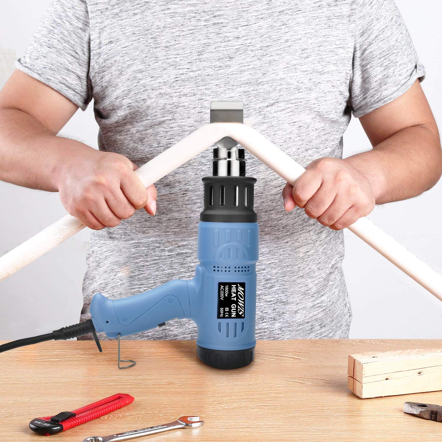 1800W Heat Gun MOWIS Professional Hot Air Gun Kits Adjustable Temperature (100-600℃) with Digital LED Display 240V 50Hz Electric Heat Gun for Shrinking PVC, Stripping Paint, DIY Embossing Shrink Wrapping Drying Paint