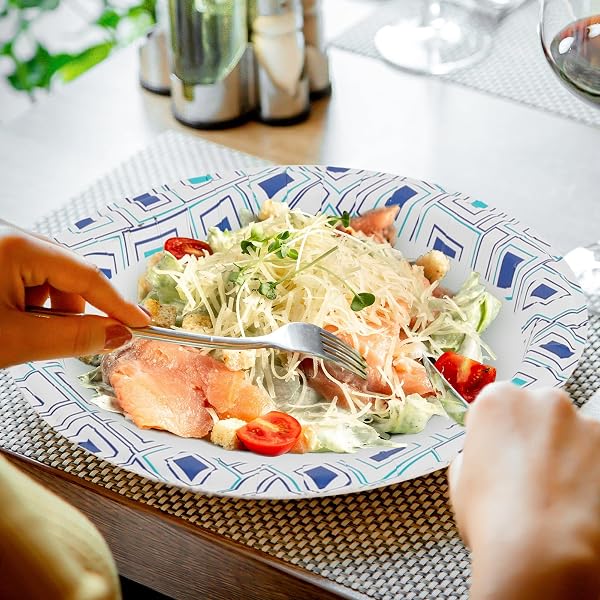 LAMOSI 10 INCH DISPOSABLE PAPER PLATES 140 PACK, PRINTED LARGE PAPER PLATES SOAK AND CUT PROOF FOR PICNIC, PARTY AND DAILY USE