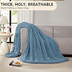 L'AGRATY Chunky Knit Blanket