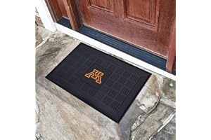 FANMATS 11366 Minnesota Golden Gophers Heavy Duty Vinyl Medallion Outdoor Door Mat - 19.5in. x 31in.