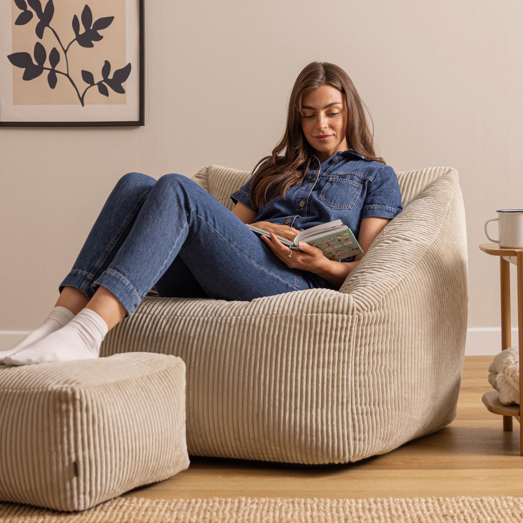 Icon Natalia Sitzsack Sessel mit Hocker für Erwachsene, Beige, Flauschiger Cord Stoff, Riesen Sitzsack Cord mit Füllung, Bean Bag Chair, Bequemer Sessel Wohnzimmer, Lounge, Schlafzimmer, Büro 2