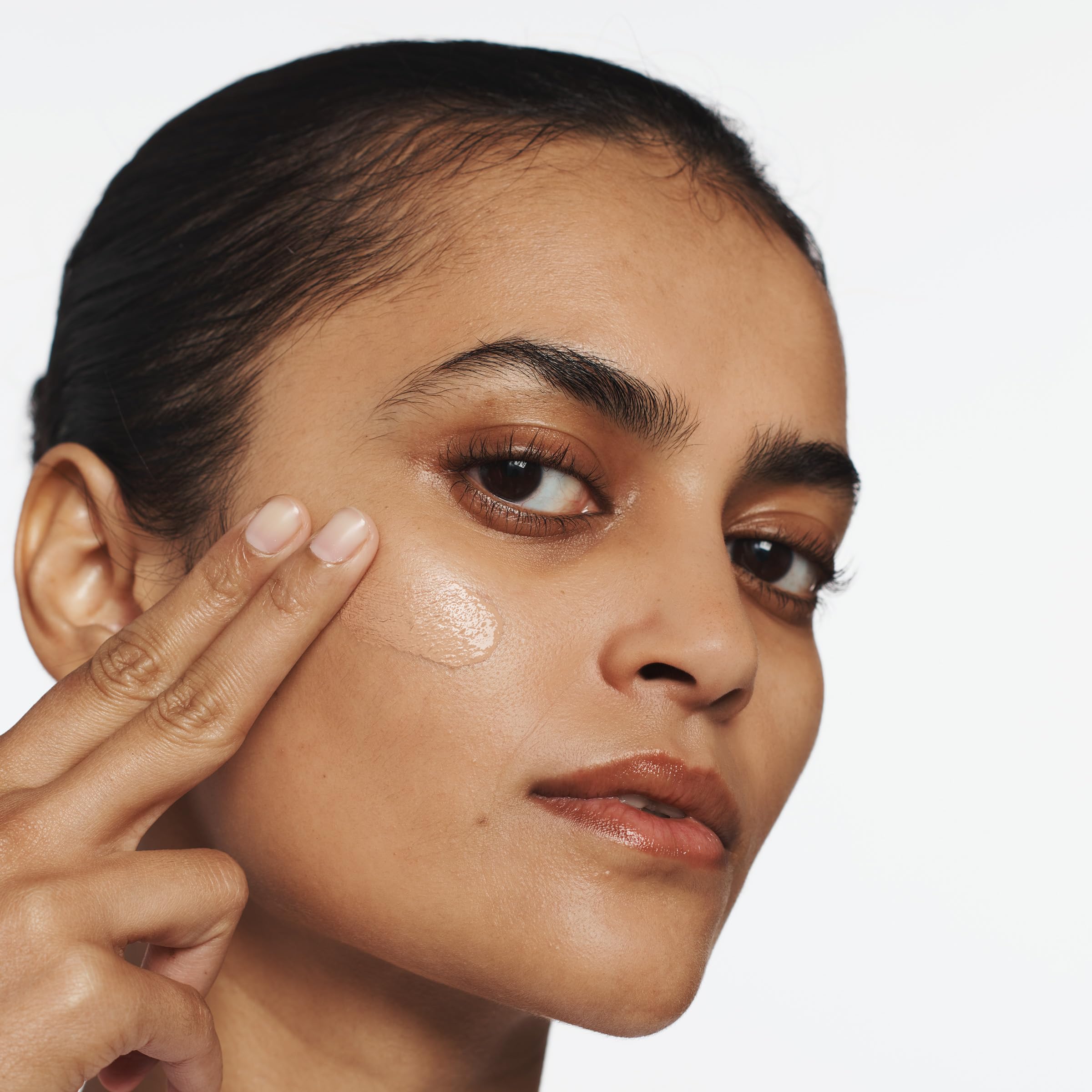 Clinique Superbalanced Oil Free Liquid Foundation Makeup For Dry to Oily Skin Types | Hydrating + Moisturizing
