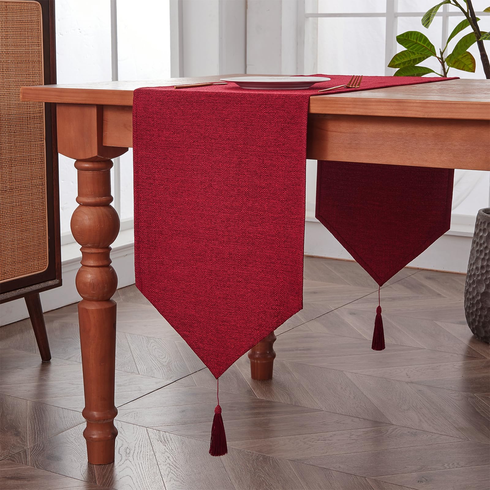 BALCONY & FALCON Table Runner with Tassels Spill-proof Washable Rustic Farmhouse Runners Table Decorations for Kitchen Dining Centrepiece Sideboard birthday wedding party (Ruby Red, 35 x 300 cm) — image 1