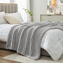 Amélie Home Chunky Knit Blanket Throw, Thick Soft
