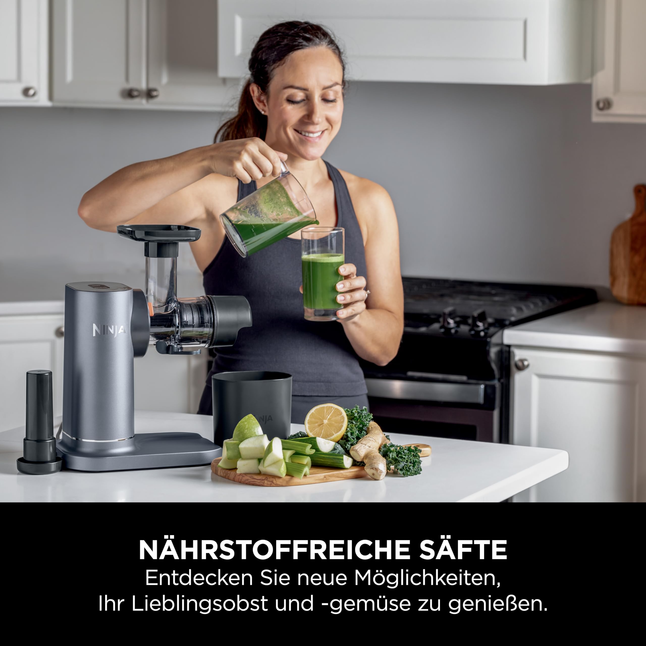 Ninja Kaltpresse-Entsafter Gemüse und Obst mit 700-ml-Becher & 1,1-L-Fruchtfleischbehälter, für frische Säfte, Drinks & Wellness-Shots, kompakt, spülmaschinenfest & abnehmbare Teile, Grau JC151EU 6