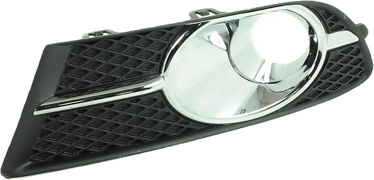 Amazon Com 2012 Buick Verano Excelle Left Lh Fog Lamp Bezel Chrome W Black 25887502 Automotive