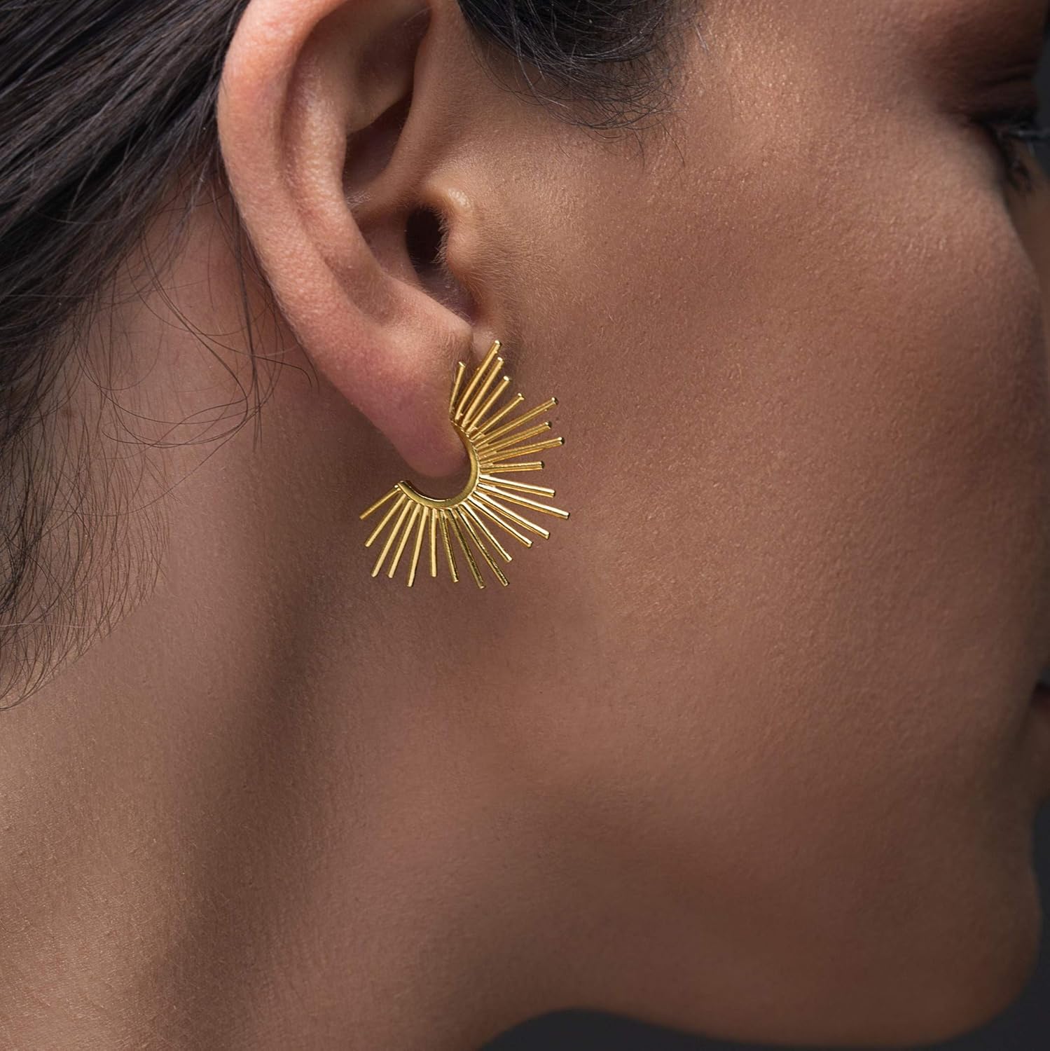 Statement earrings, rose gold stud 