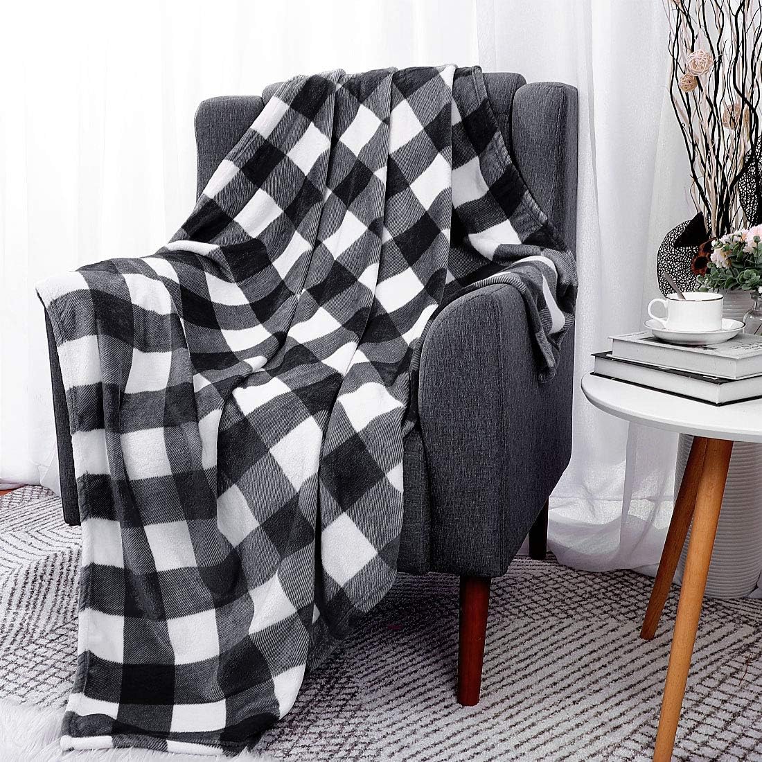 PiccoCasa Plaid Flannel Fleece Blanket Twin Size,Buffalo Checkered Soft Blankets and Throws,Plush Lightweight Decorative Blanket for Couch Sofa Bed,60" x 78",White and Black Tartan - Image 3