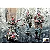New German Paratroopers WW II ERA 1/35 Master Box 35145