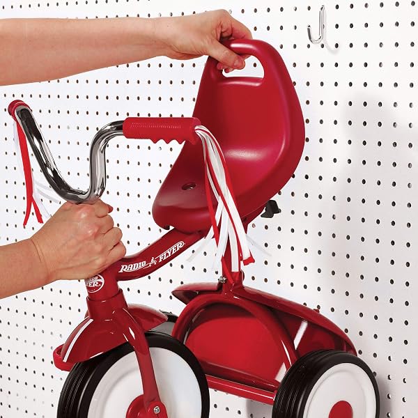 RADIO FLYER 411S KIDS TODDLER READILY ASSEMBLED ADJUSTABLE BEGINNER TRIKE TRICYCLE BIKE WITH STORAGE BIN AND HANDLE STREAMERS, RED
