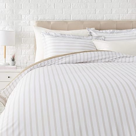 Amazon Basics Light-Weight Microfiber 