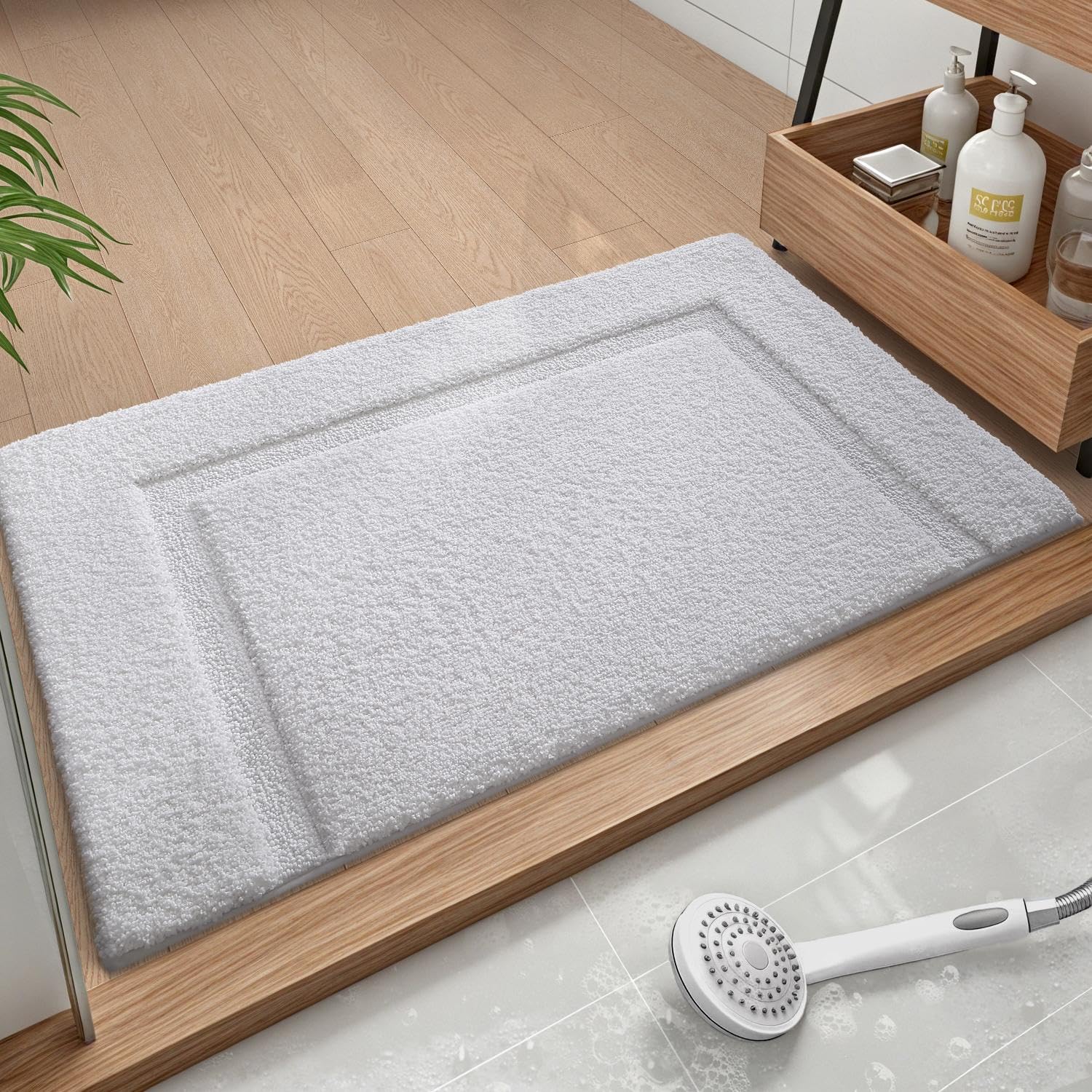 COLOR&GEOMETRY Large Bath Mat, 61x92 cm Extra Soft Bathroom Mat Non Slip Bath Mat, Water Absorbent Fast Drying Bath Mats for Bathroom and Tub, White