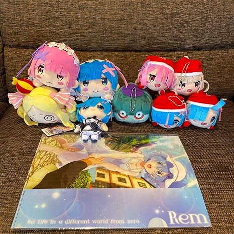 Amazon Reゼロから始める異世界生活 寝そべりキーチェーンマスコット オリジナルぬいぐるみ 寝そべりぬいぐるみ ラム レム ベアトリス エミリア アニメ 萌えグッズ 通販