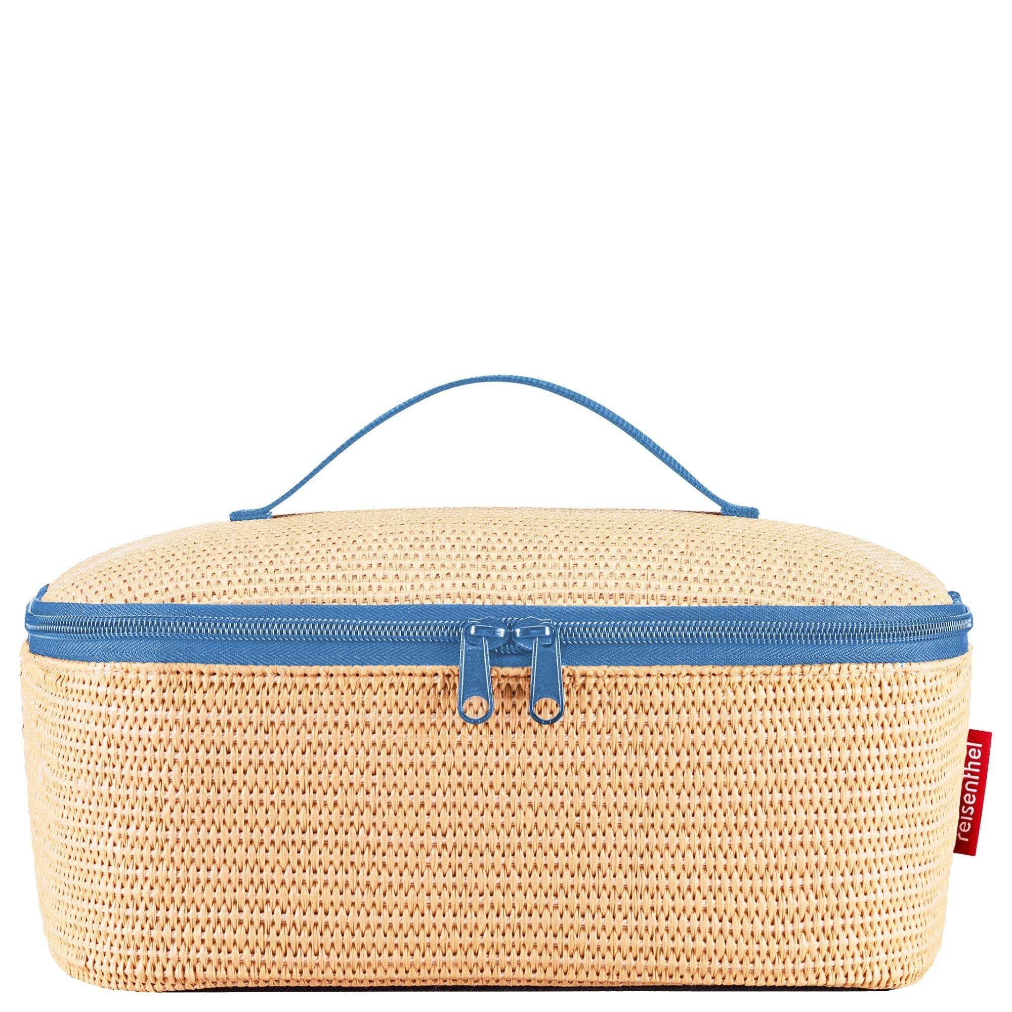 reisenthel coolerbag M Pocket Raffia Blue – Kühltasche mit Obermaterial aus recycelten PET-Flaschen – Ideal für das Mittagessen unterwegs