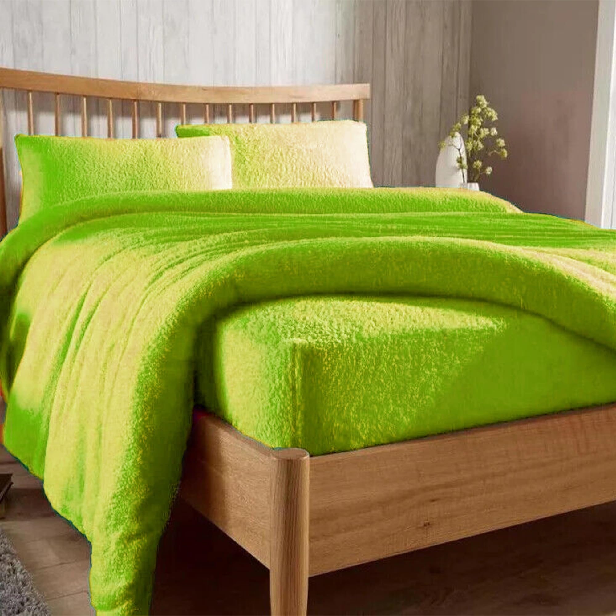 Extra Deep Fitted 30cm Teddy Fleece Fitted Bed Sheet Plain Thermal Warm and Cosy Soft Luxury Bedding (Lime, Pillowcase Pair Only)