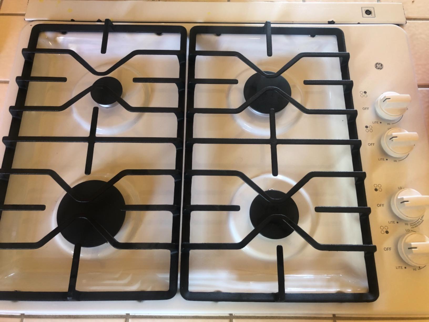 31/mo Finance GE JGP3030DLWW 30 Inch Gas Cooktop with MAX System