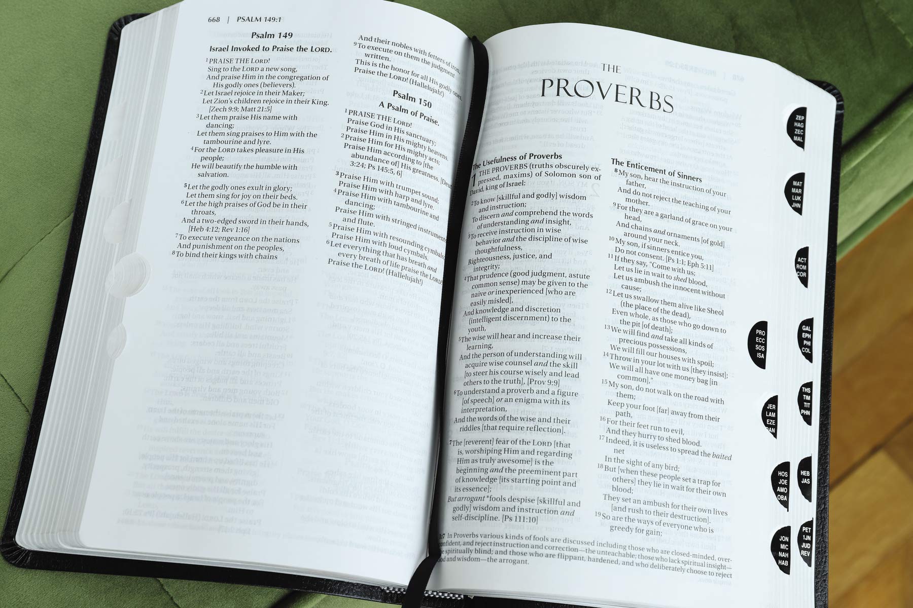 Amplified Holy Bible, Bonded Leather, Black, Thumb Indexed: Captures the Full Meaning Behind the Original Greek and Hebrew Amplified Holy Bible, Bonded Leather, Black, Thumb Indexed: Captures the Full Meaning Behind the Original Greek and Hebrew Bonded Leather