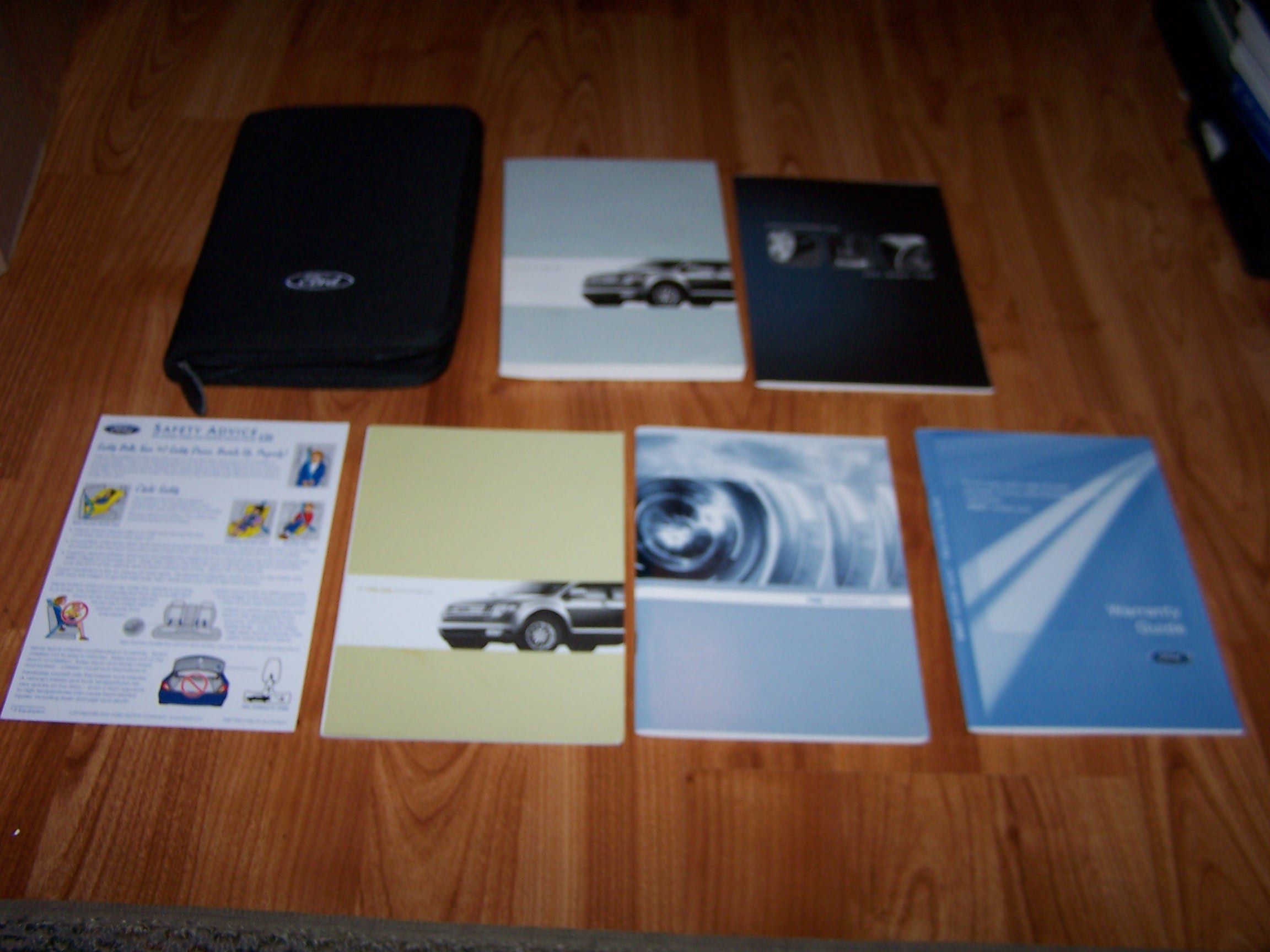 2007 Ford Edge Owners Manual Paperback – 2007