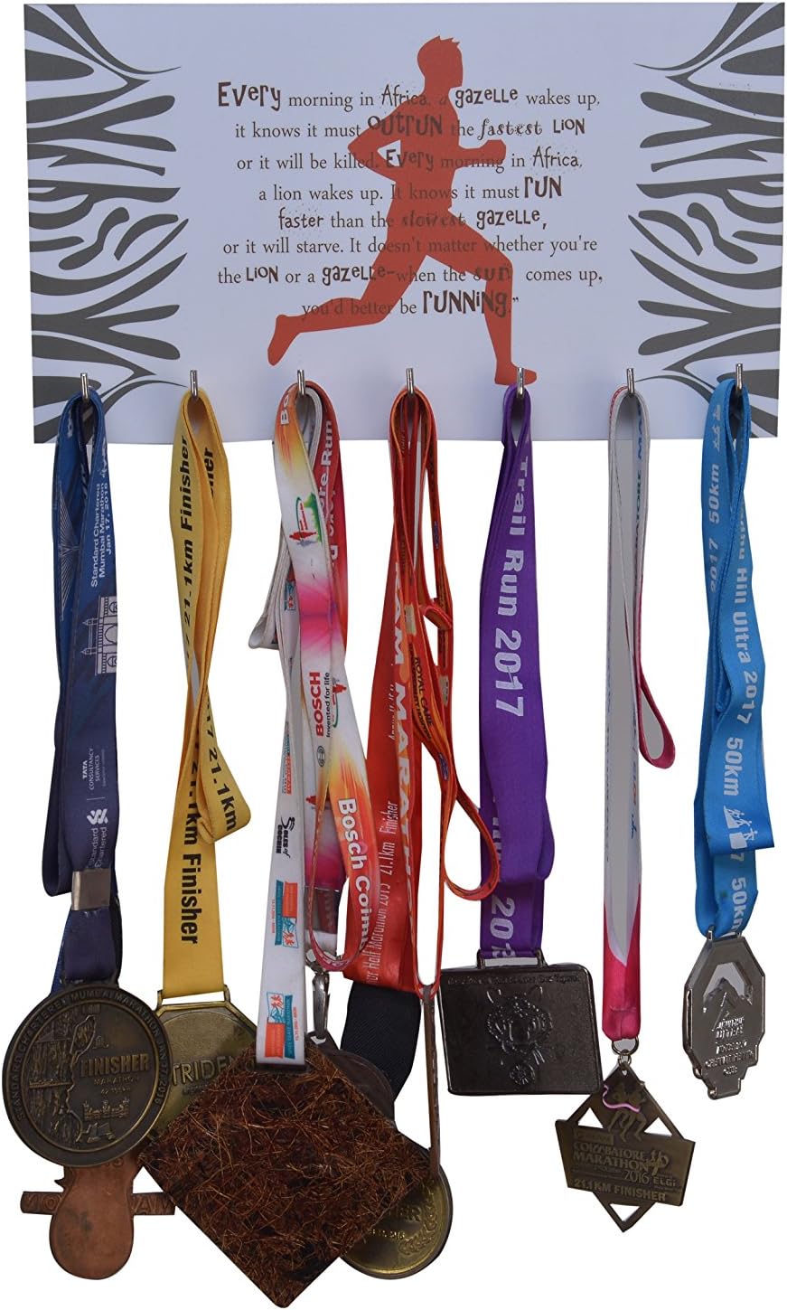 RUNWYNDRUNWYND Zebra Medal Hanger - White (31 cm x 18 cm)