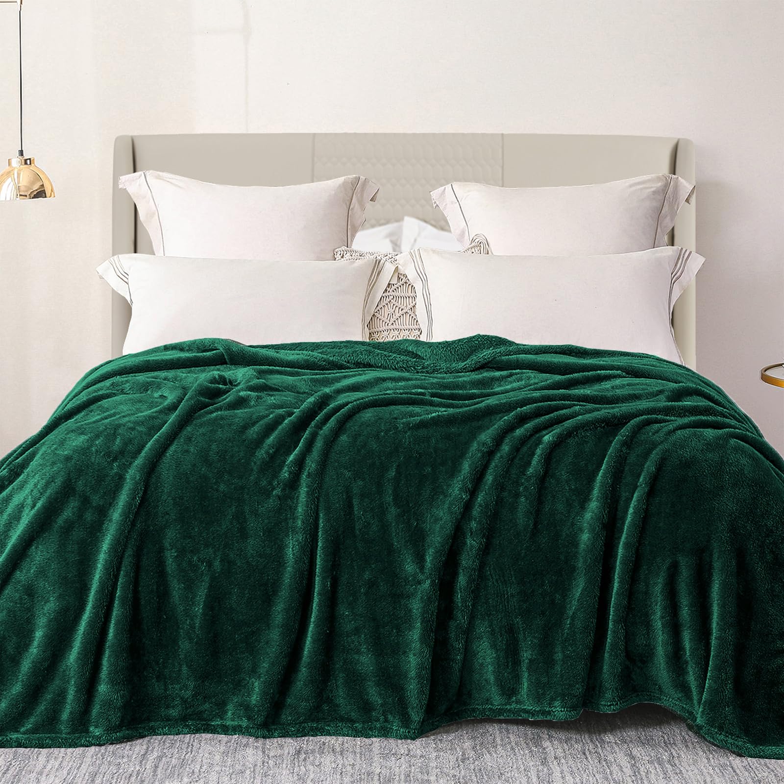 Exclusivo Mezcla Plush Fuzzy Fleece Bed Blanket King Size 230x265 CM, Super Soft, Fluffy and Warm Blankets, Suitable for All Season Use, Forest Green