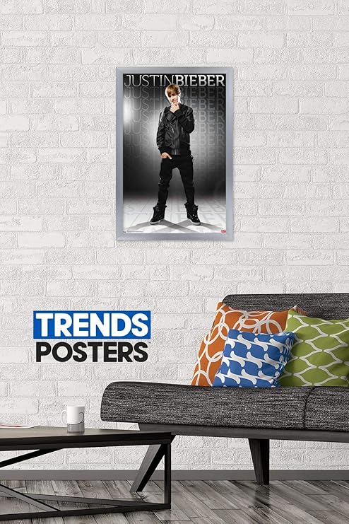 Amazon Com Trends International Justin Bieber Gray Wall Poster