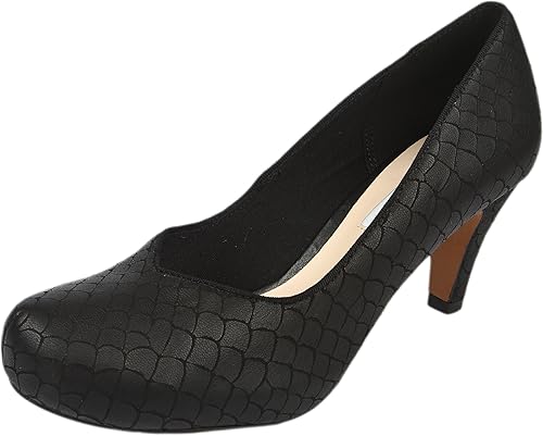 clarks shoes chorus voice