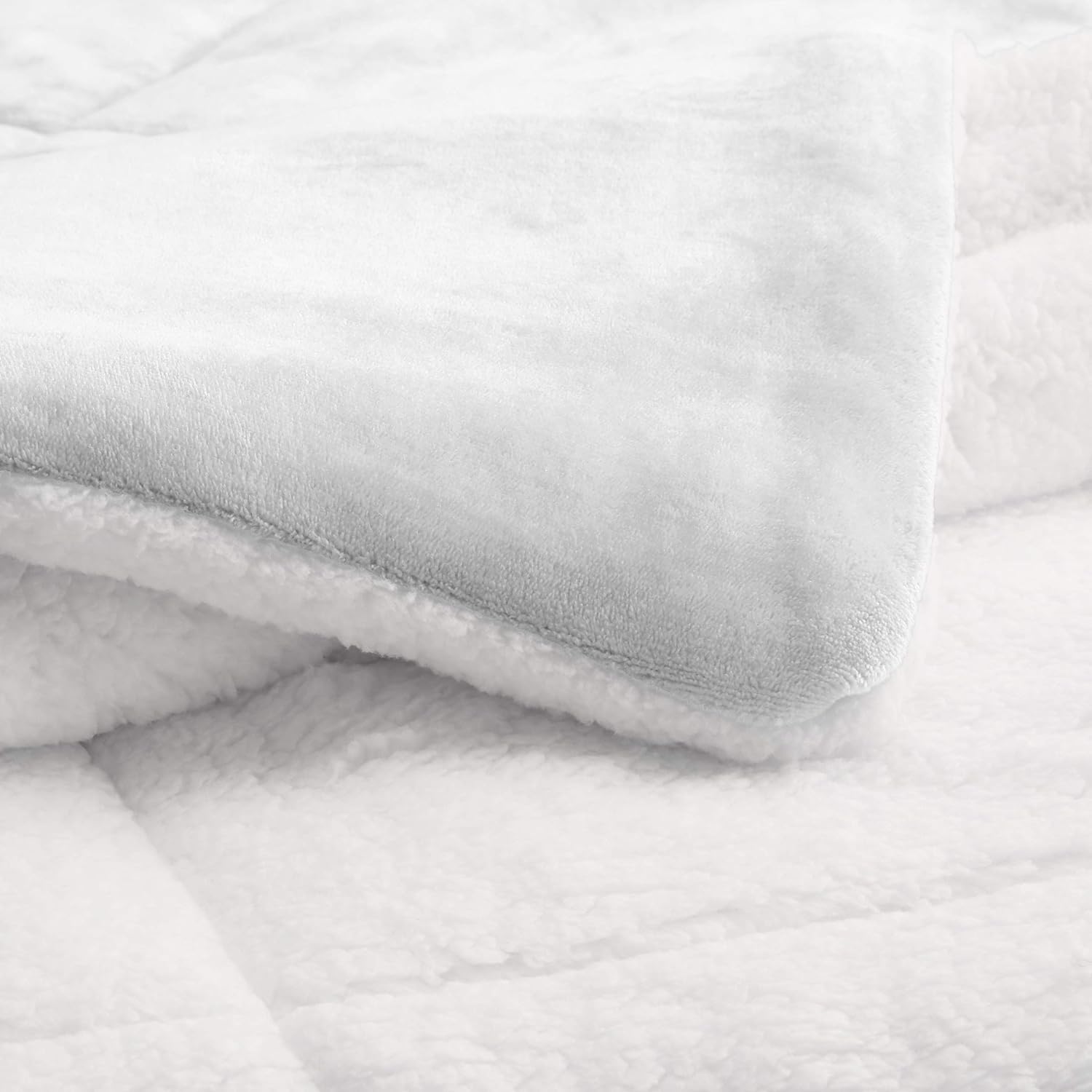 Basics Ultra-Soft Micromink Sherpa Comforter Bed Set, Full or Queen, Gray - 3-Piece: Home & Kitchen