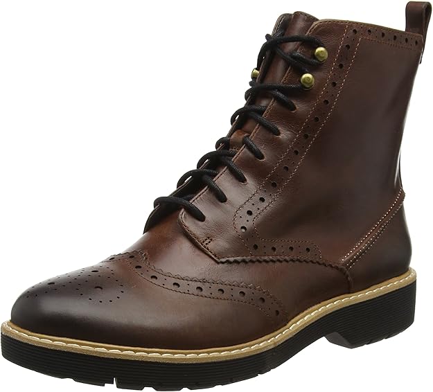 clarks witcombe flo boots black