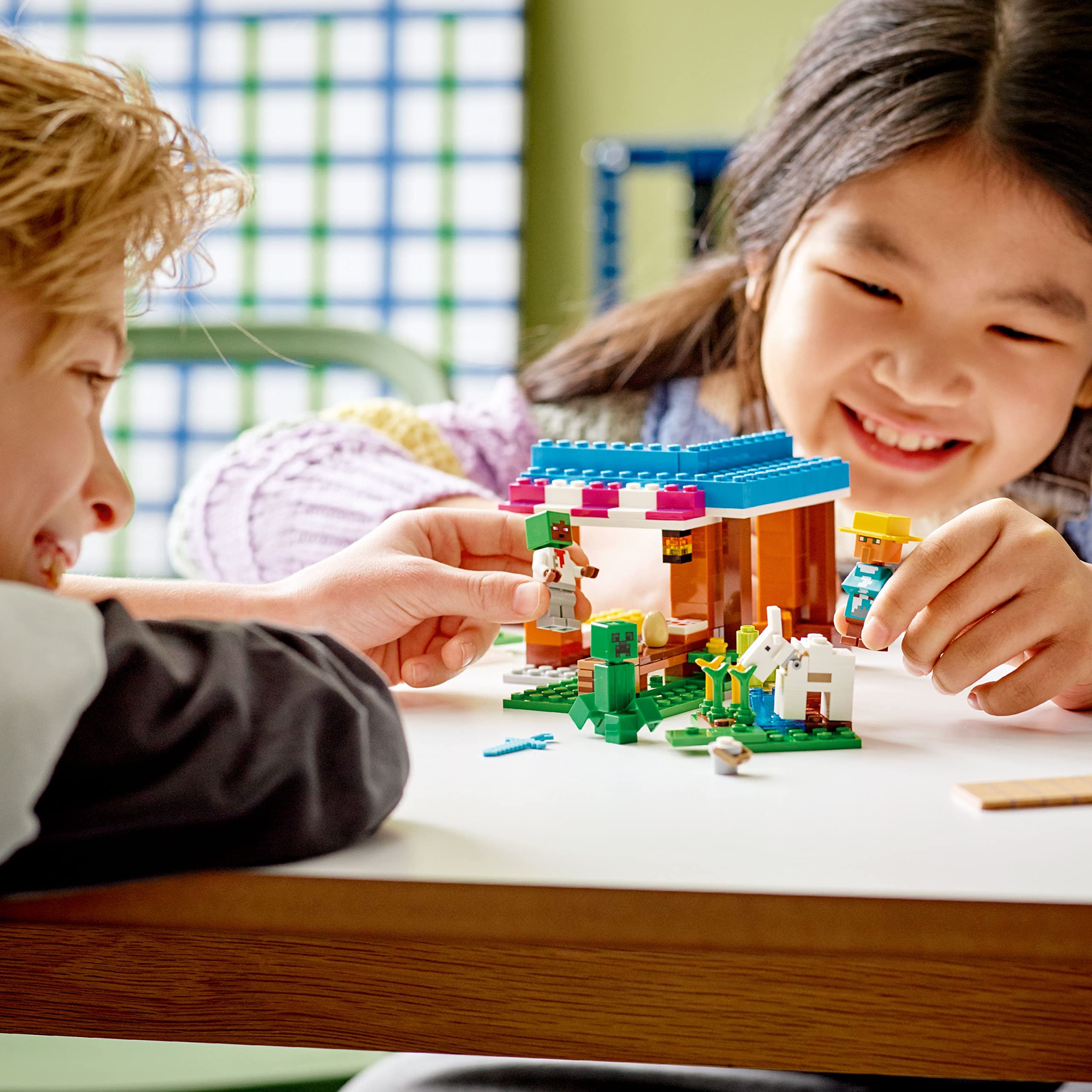 LEGO Minecraft The Bakery Building Kit 21184 Game-Inspired Minecraft Toy Set for Kids Girls Boys Age 8+ Featuring 3 Minecraft Figures and Goat, with Village and Treasure Chest Accessories, Gift Idea