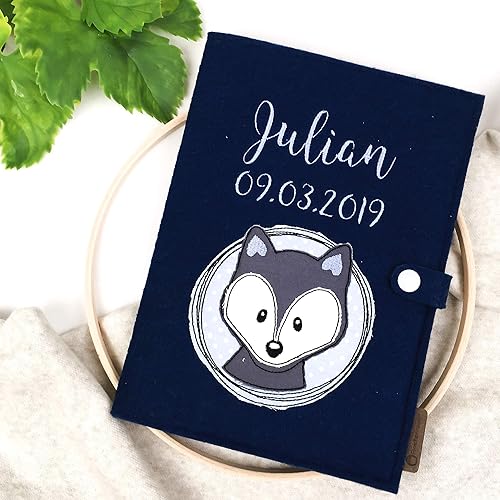 U Heft Hulle Aus Filz Individuell Button Fuchs Untersuchungsheft U Heft Personalisiert Geschenk Geburt Babyparty Arzt Inkl Steckfacher Fur Impfpass Und Chipkarte Amazon De Handmade