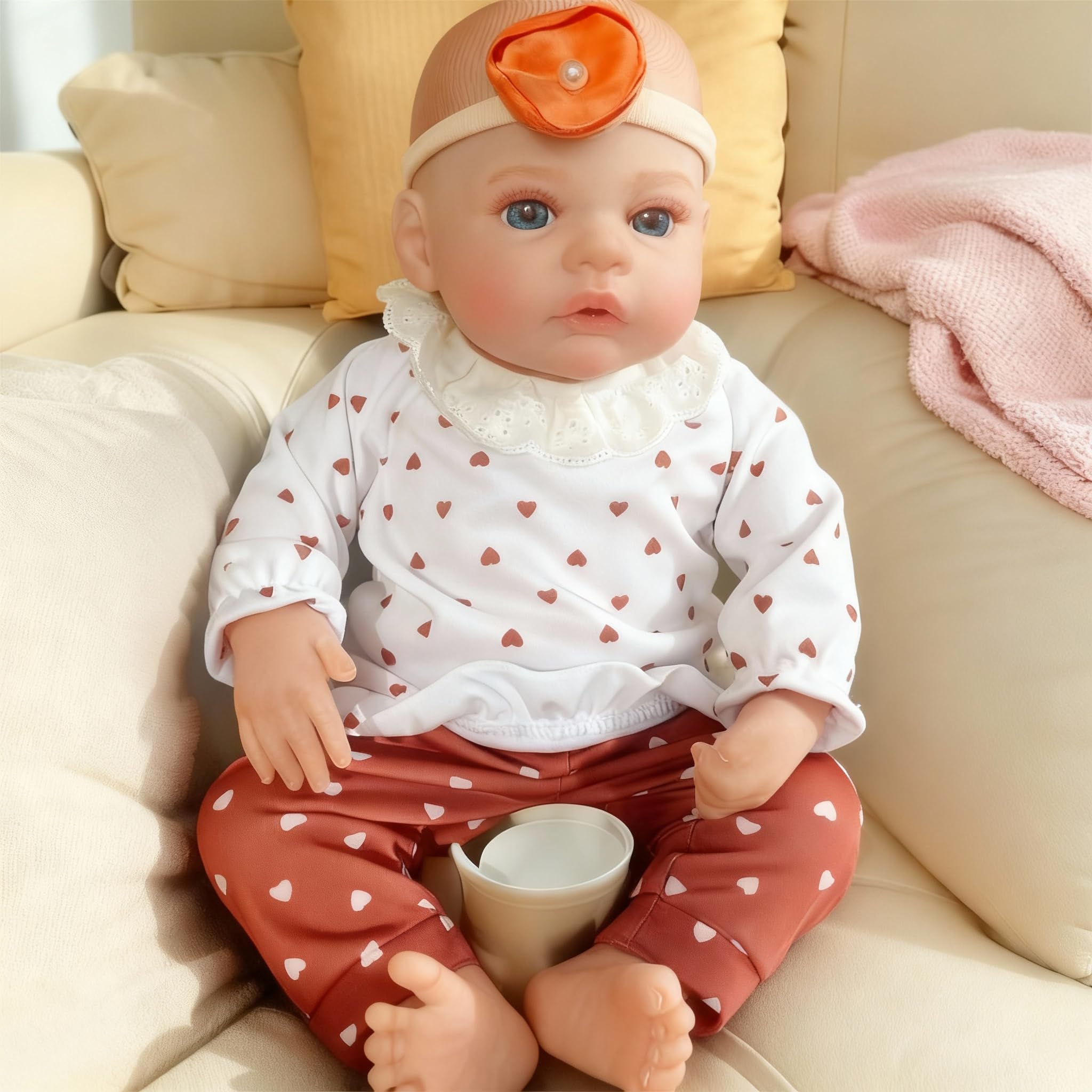 JUYOUYI Lifelike Reborn Baby Dolls, 18 Inch Realistic Baby Girl Doll Vinyl Full Body, Realistic Newborn Baby Doll with Gift Set for Kids Age 3+ (Madow.Q)