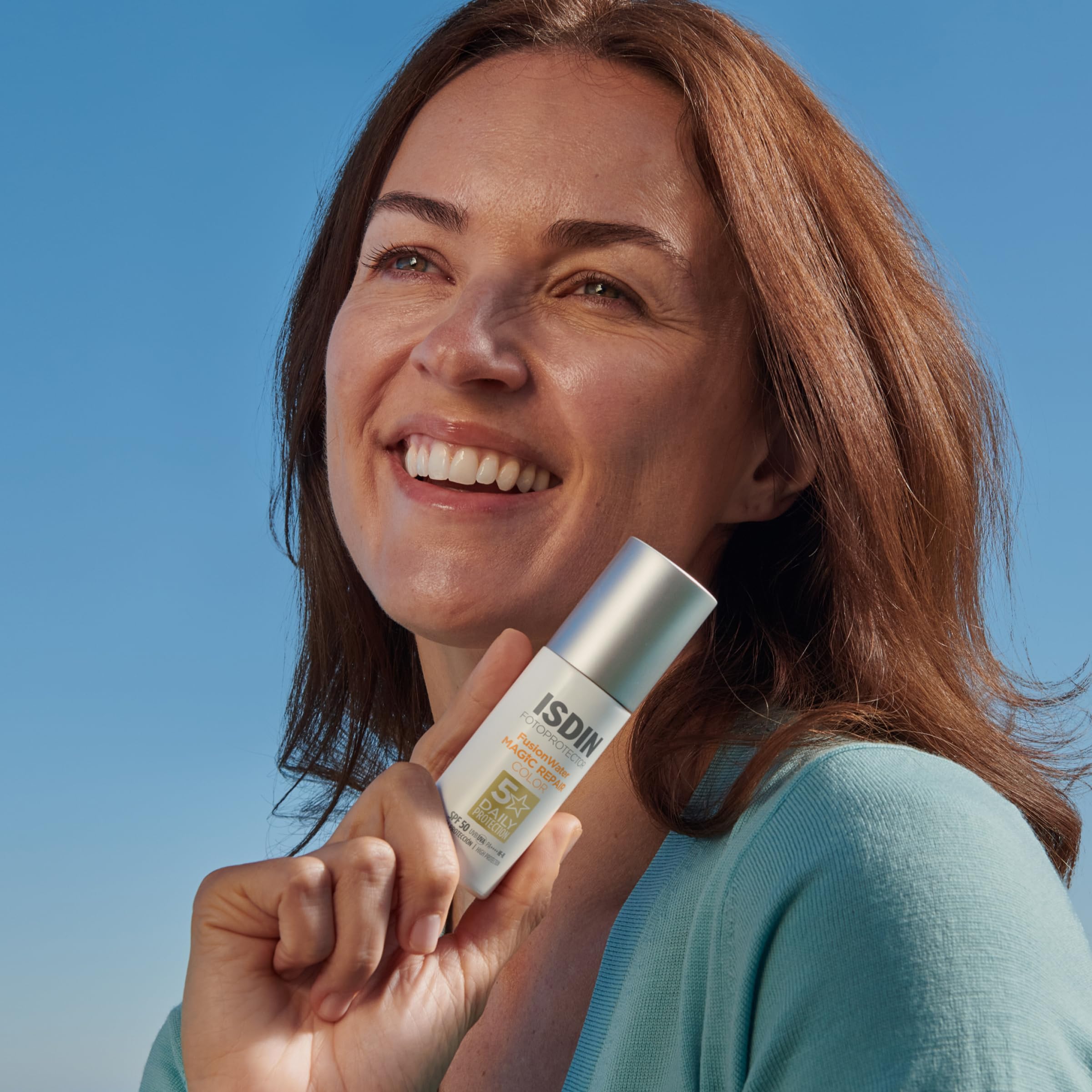 ISDIN Fusion Water MAGIC Repair Color LSF 50 - Getönte Anti-Aging Sonnencreme Gesicht - Dreifache Wirkung gegen Lichtalterung & Falten - Natürliche Abdeckung, 50ml 2