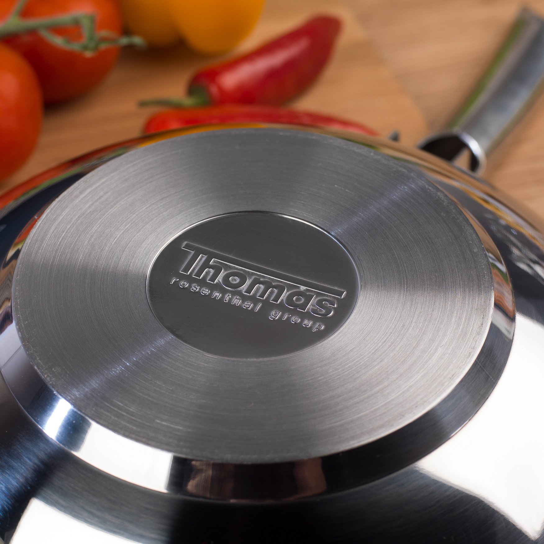 Thomas 1404908 Cook & Pour Teflon Wok Stir Fry Pan with Tempered Glass