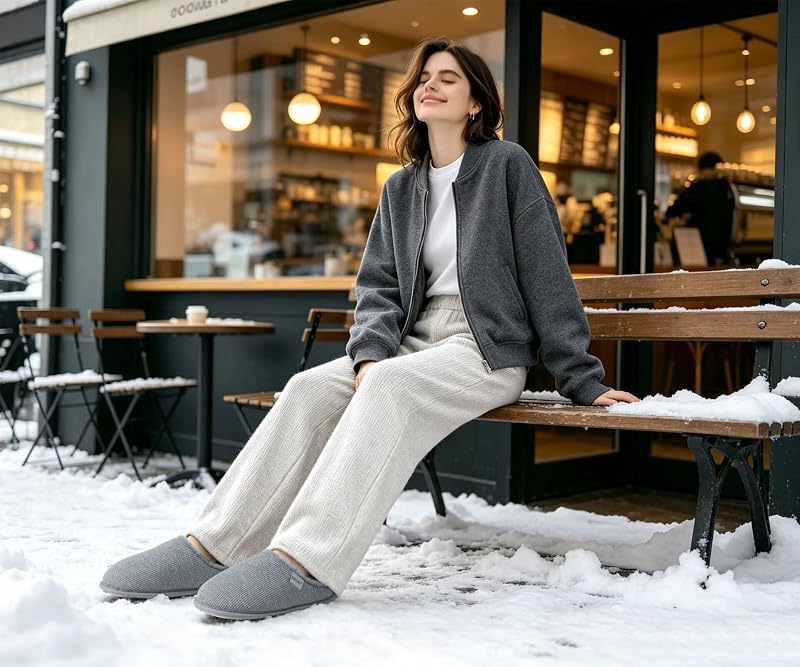 Damen Hausschuhe mit Memory Foam Waffel Oberteil Winter Warme Plüsch Pantoffeln für Damen 2025 Bequem Trendy Rutschfeste Haus Indoor Slide Slippers Schuhe Plüsch Grau Größe EU 36 — Foto 2 von 7