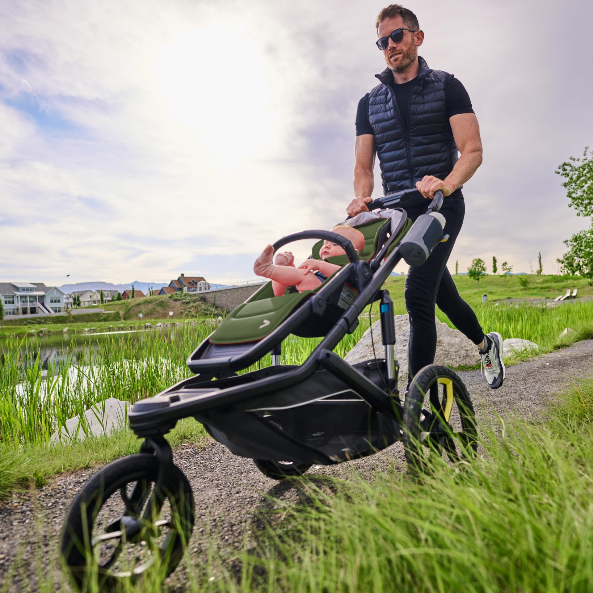 Veer Switch&Jog Jogging Stroller | 3 Wheel All-Terrain Jogger Stroller with Switchback Seat | Shock Absorbing, Durable, Maneuverable, Collapsible | Fits All Major Infant Car Seats (Adapters Separate)