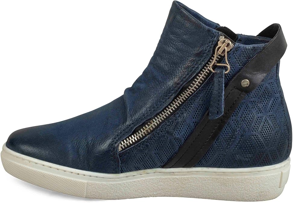 Amazon Com Miz Mooz Lulu Women S Leather Sneaker Blue Fashion Sneakers miz mooz lulu women s leather sneaker