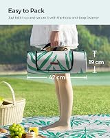 SONGMICS Picnic Blanket 300 x 200 cm Large Waterproof Mat Fern Grey GCM100G02 view 7