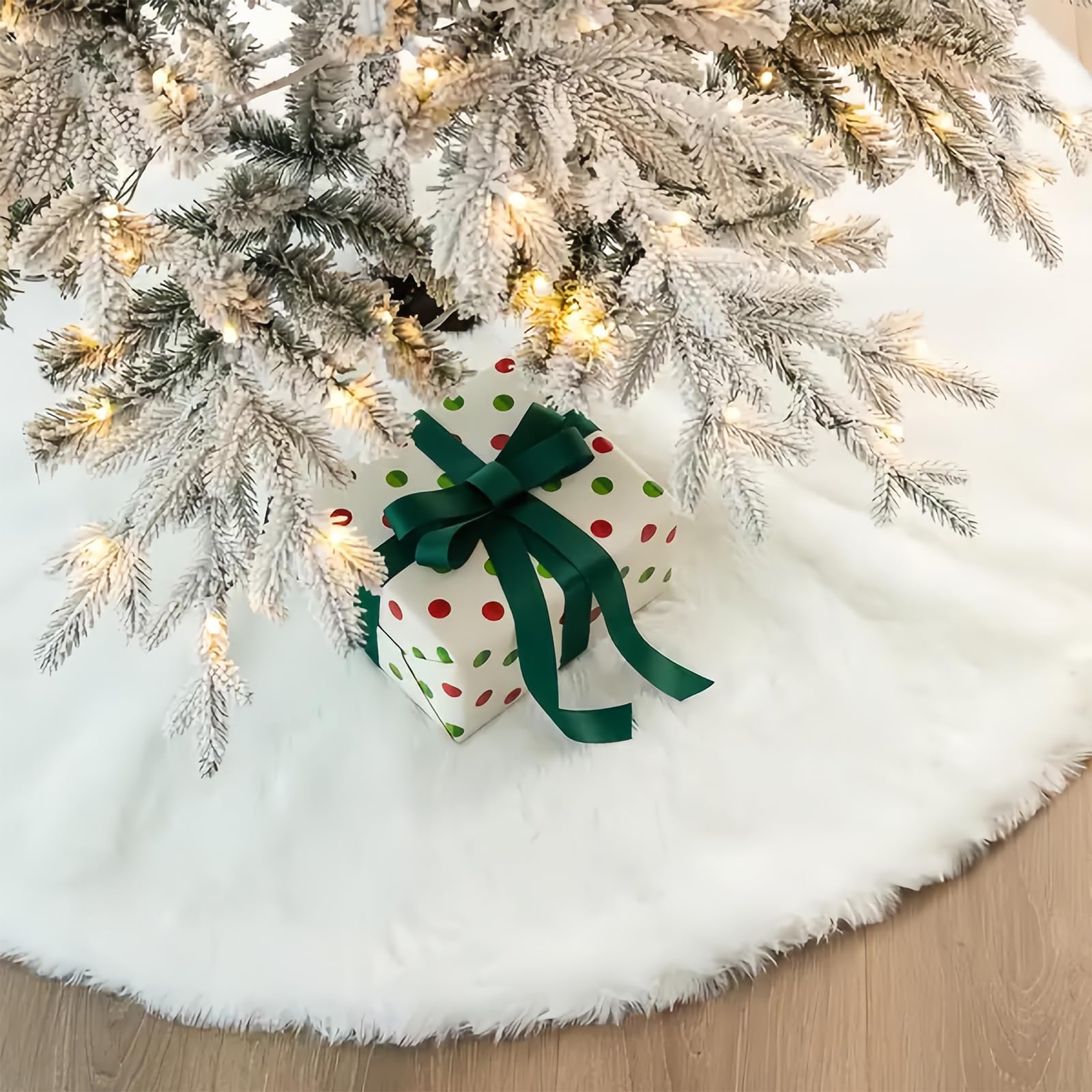 POPOYU White Plush Christmas Tree Skirt 122CM/48in,Christmas Tree Skirt Luxury Plush Xmas Tree Floor Mat,Faux Fur Large RoundPlush Mat Base Covers for Christmas Tree,New Year Party Home Decorations