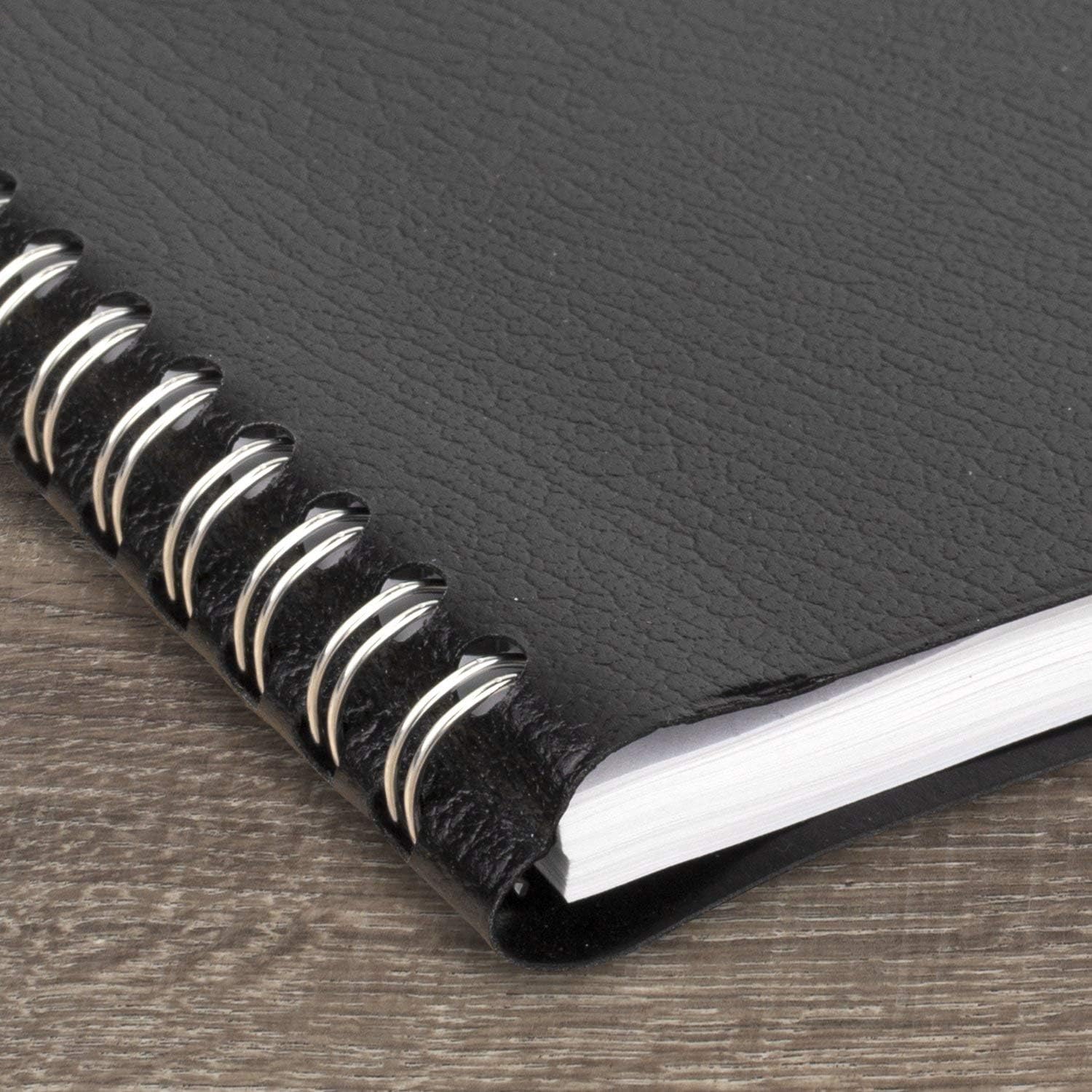 2021 Monthly Planner by AT-A-GLANCE, 7" x 8-3/4", Medium, DayMinder, Black (G4000021) : Office Products