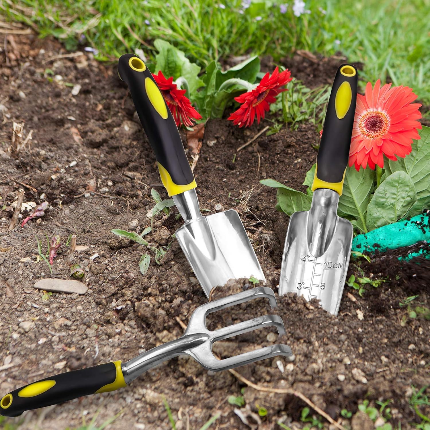 KY Gardening Tools, Garden Tool Set Heavy Duty Cast-Aluminum Gardening Kit Ergonomic Rubber Handle Non-Slip Include Hand Shovel Transplant Trowel with Scale and Cultivator Hand Rake 3 PCS : Garden & Outdoor
