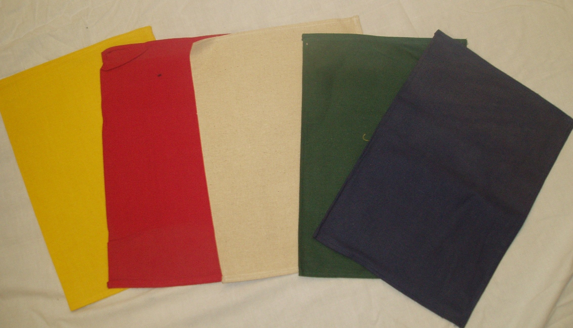 5 ASSORTED CASH BAGS FOR BANKING **