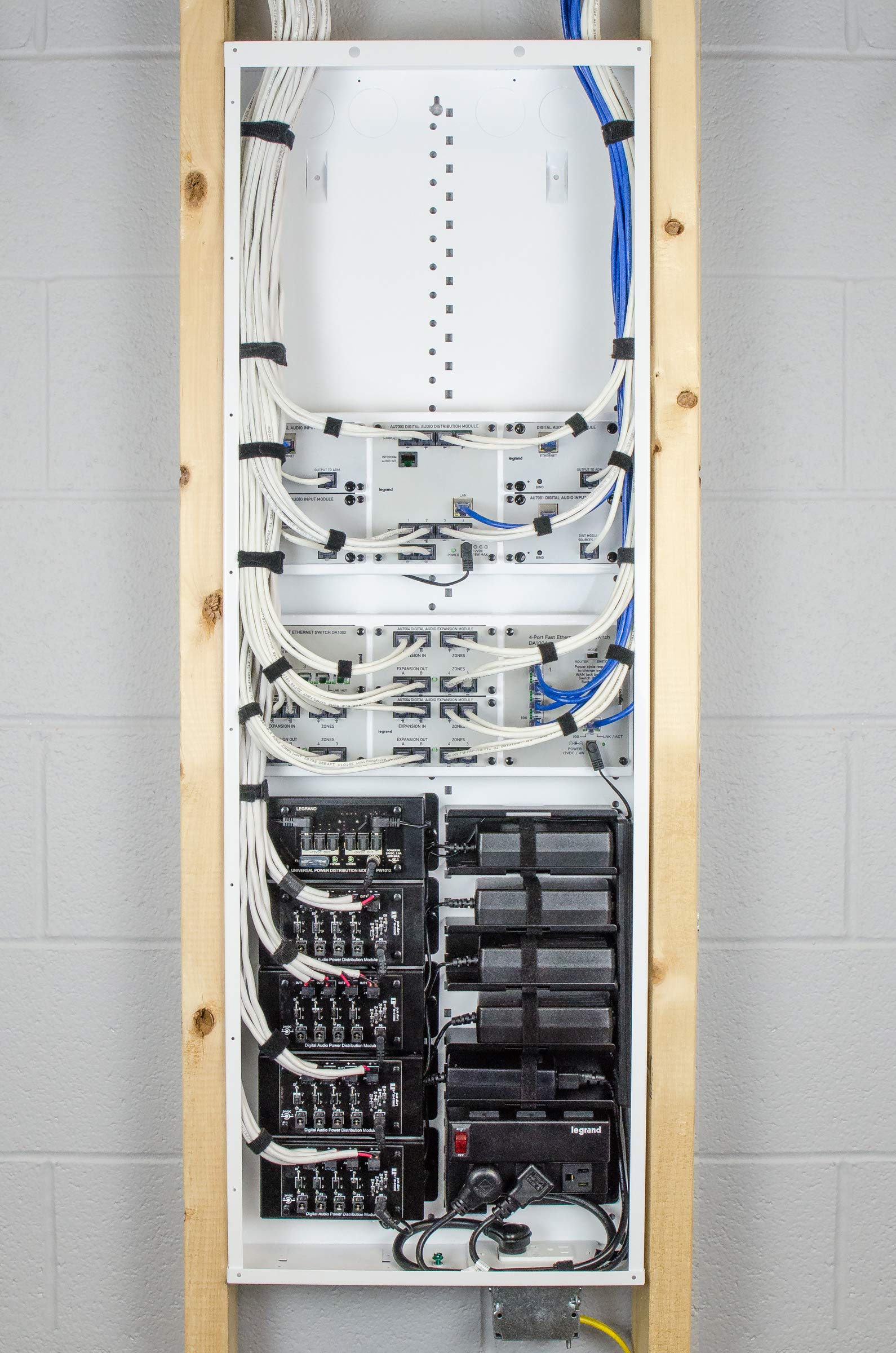 Mua Legrand - OnQ Media Enclosure with Hinged Door, 42 Inch Metal Media ...