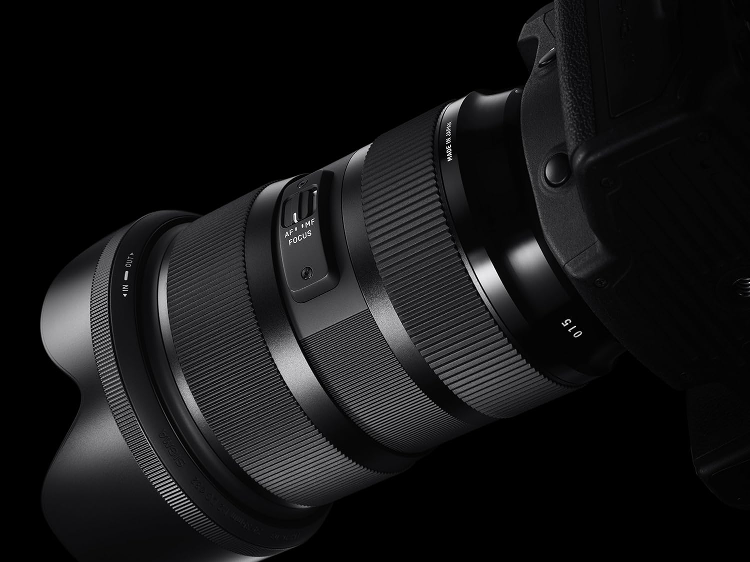 Amazon Com Sigma 24 35mm F2 Dg Hsm For Sigma Camera Photo