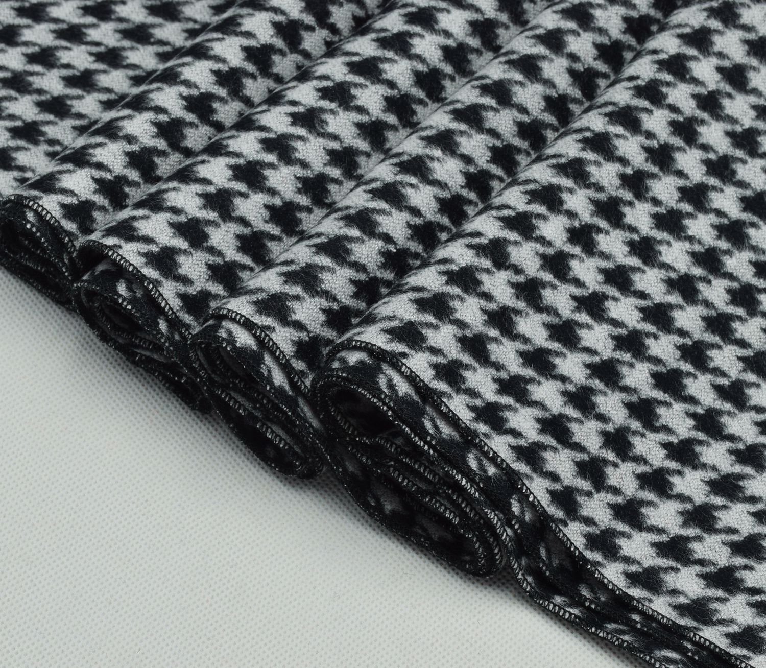 CHTIE Brushed Warm Soft Cashmere Feel Men\'s Scarf Winter (Black White)