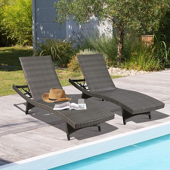 Ulax Furniture Outdoor Wicker Chaise Lounge Adjustable